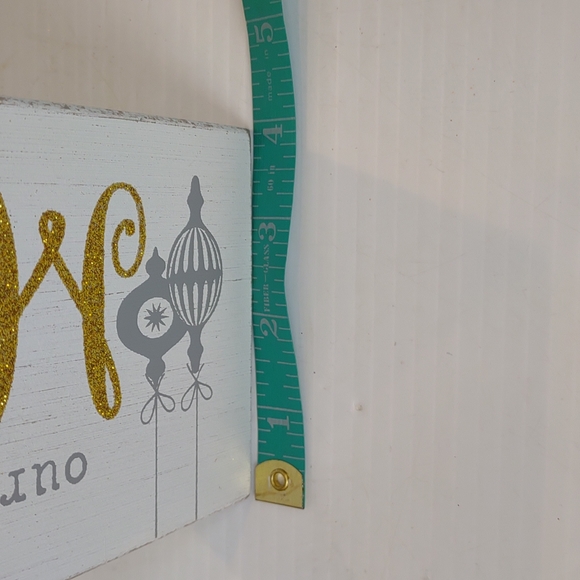 Quill To Paper White Reclaimed Wood "Our First Xmas Mr. & Mrs. Glitter Box Sign - Picture 7 of 12